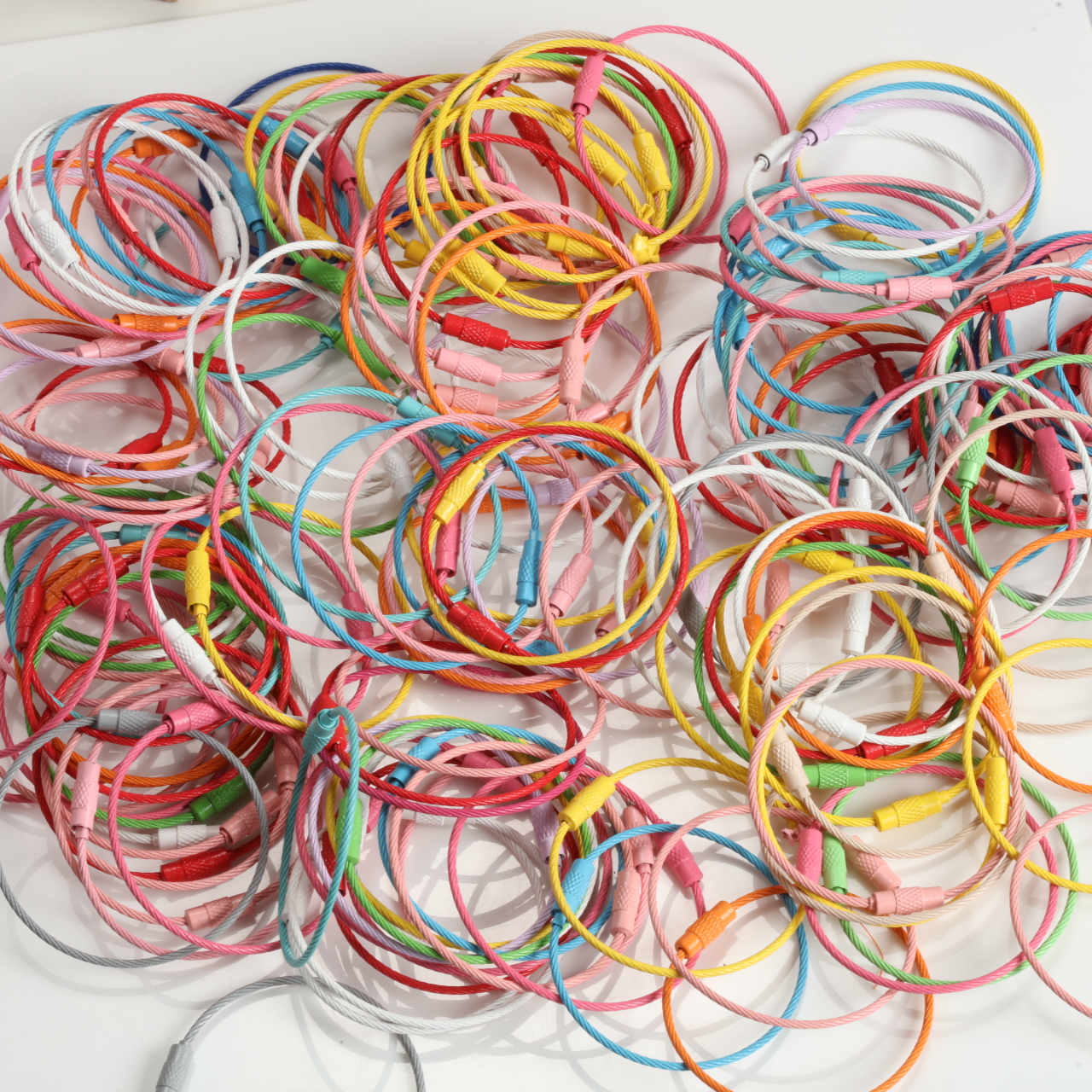 Multicolor Paint Coated Steel  - Jewelry Making Loops reseña y precio